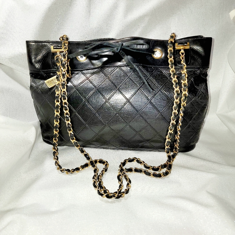 Vintage CHANEL Quilted Black Lambskin Leather Tote Bag - Picture 2 of 12